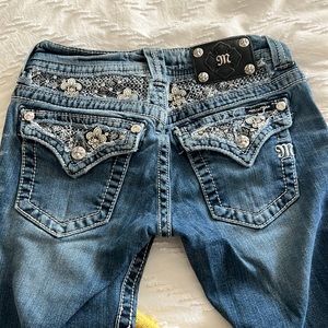 Miss Me Jean - size 26